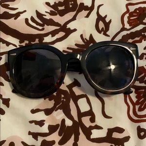 Urban Outfitters sunnies